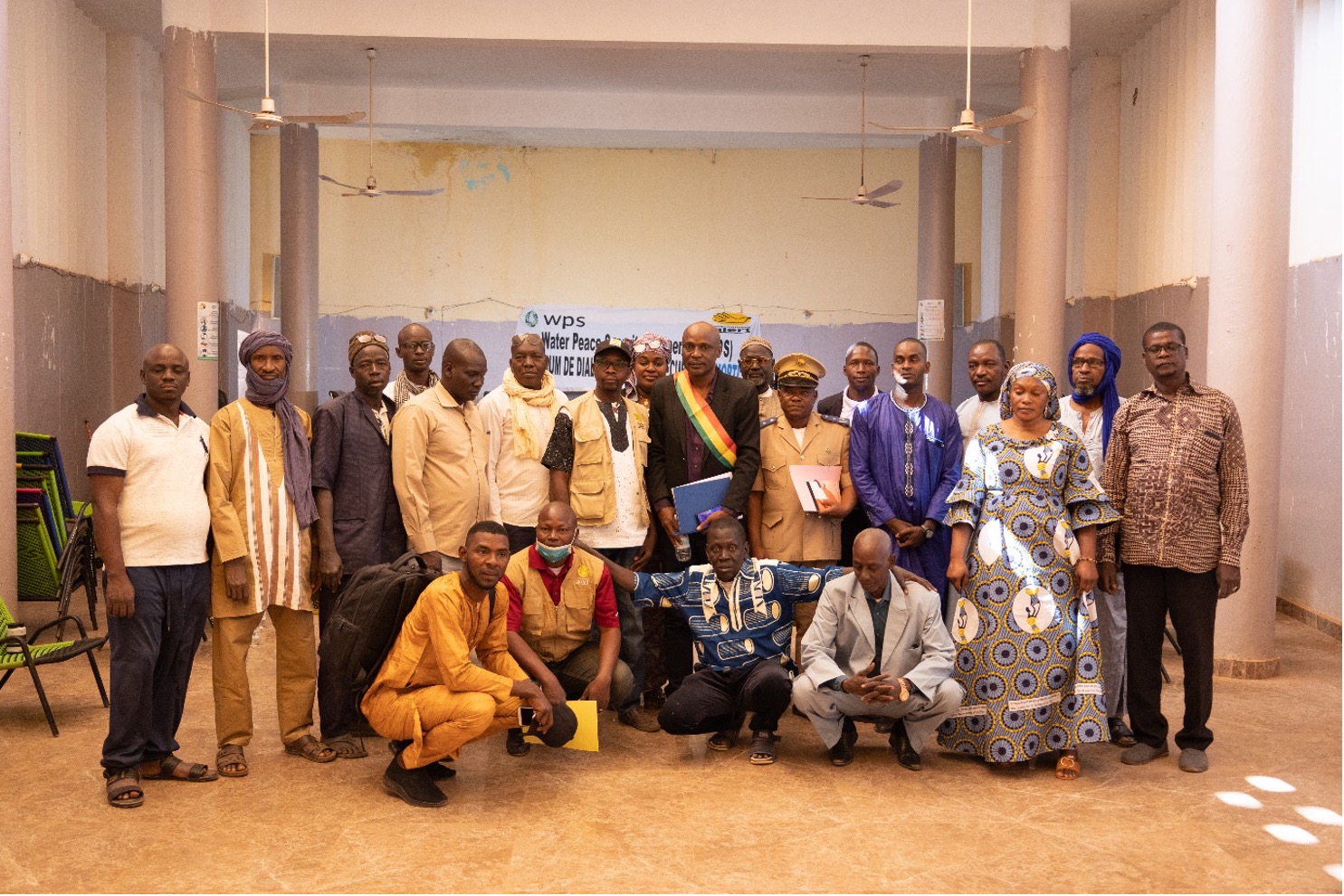 Members of the Mopti WPS Forum