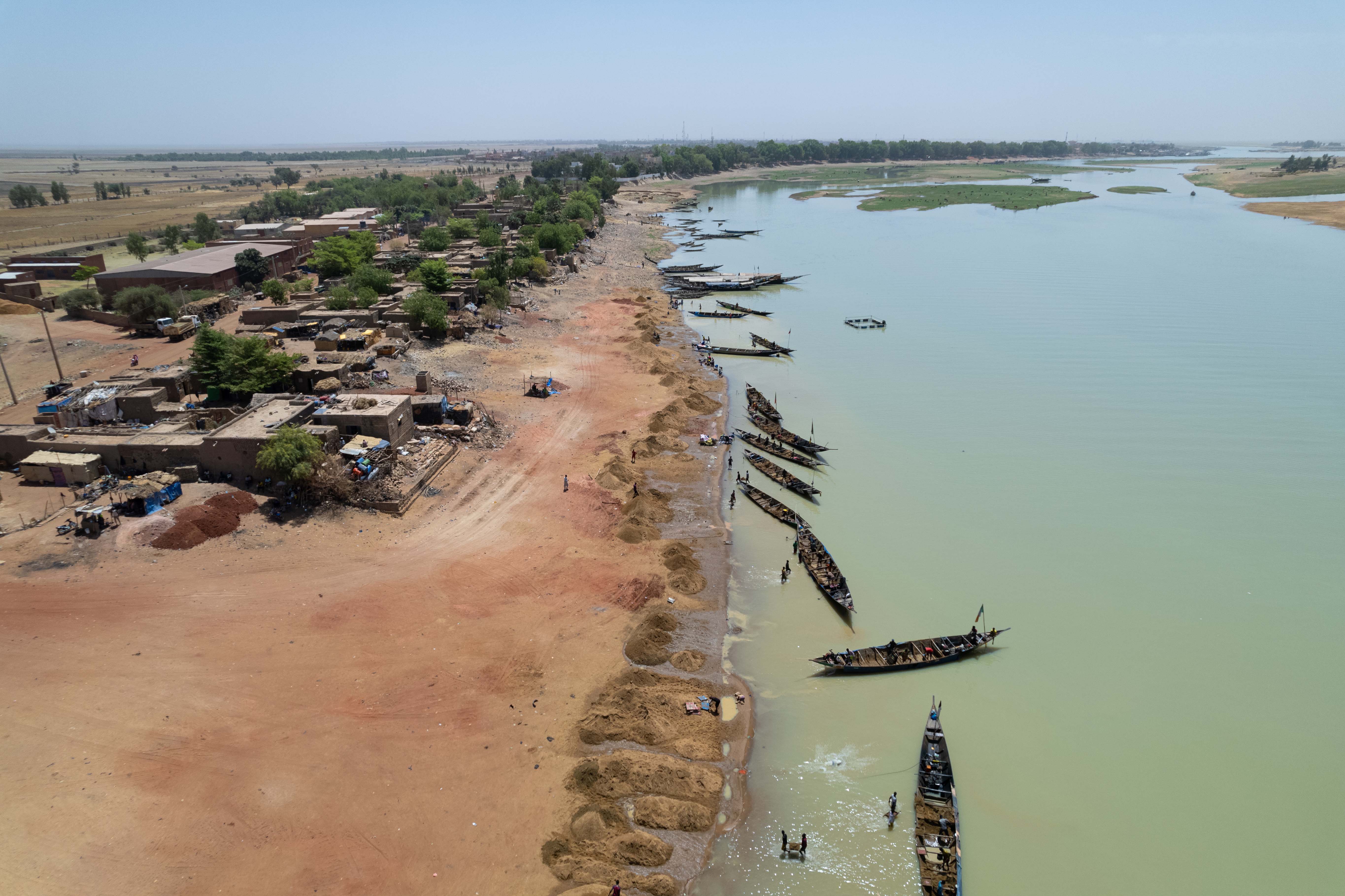 Photo:  Fleuve Intérieur du Niger à Mopti