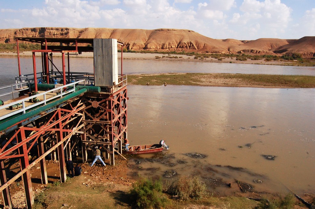 Lift station at Tigris River in Iraq
