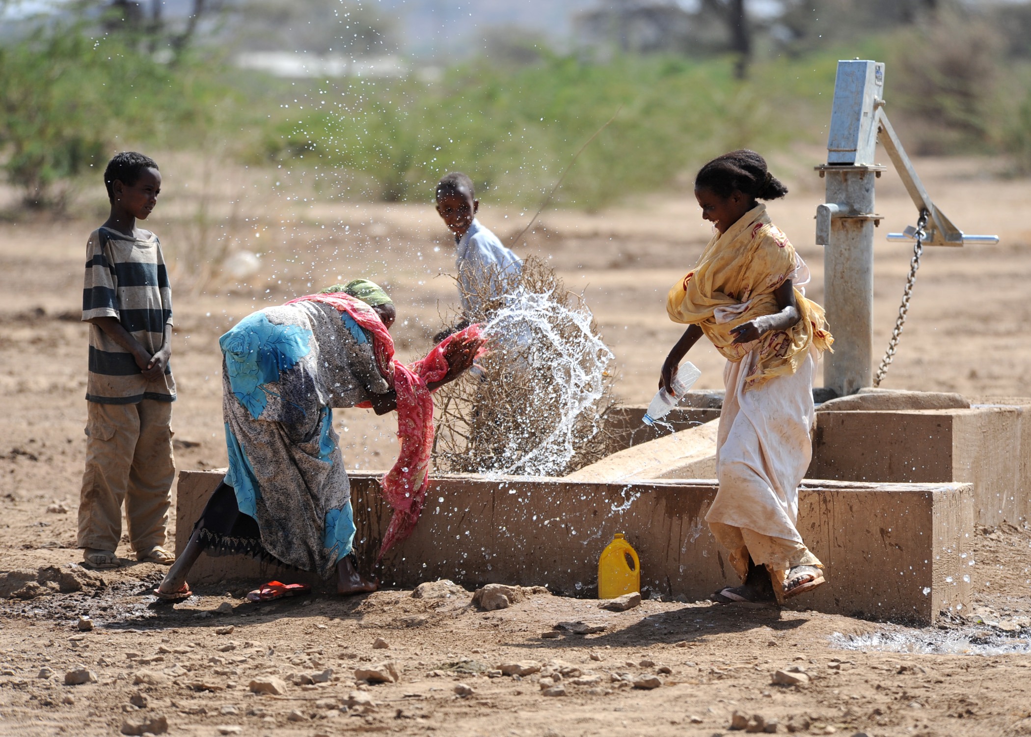 Ethiopia water women